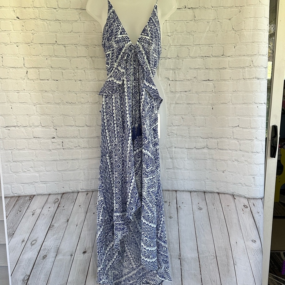 Paradise NWT Gorgeous Blue Printed V-Neck Maxi Dress Size M